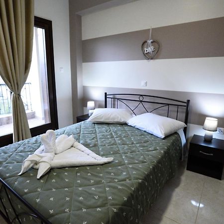 San Giorgio Luxury Apartments Ierissós Ngoại thất bức ảnh